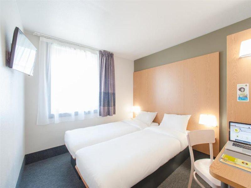 Saint-Didier-sous-Aubenas B&B Hotel Aubenas מראה חיצוני תמונה