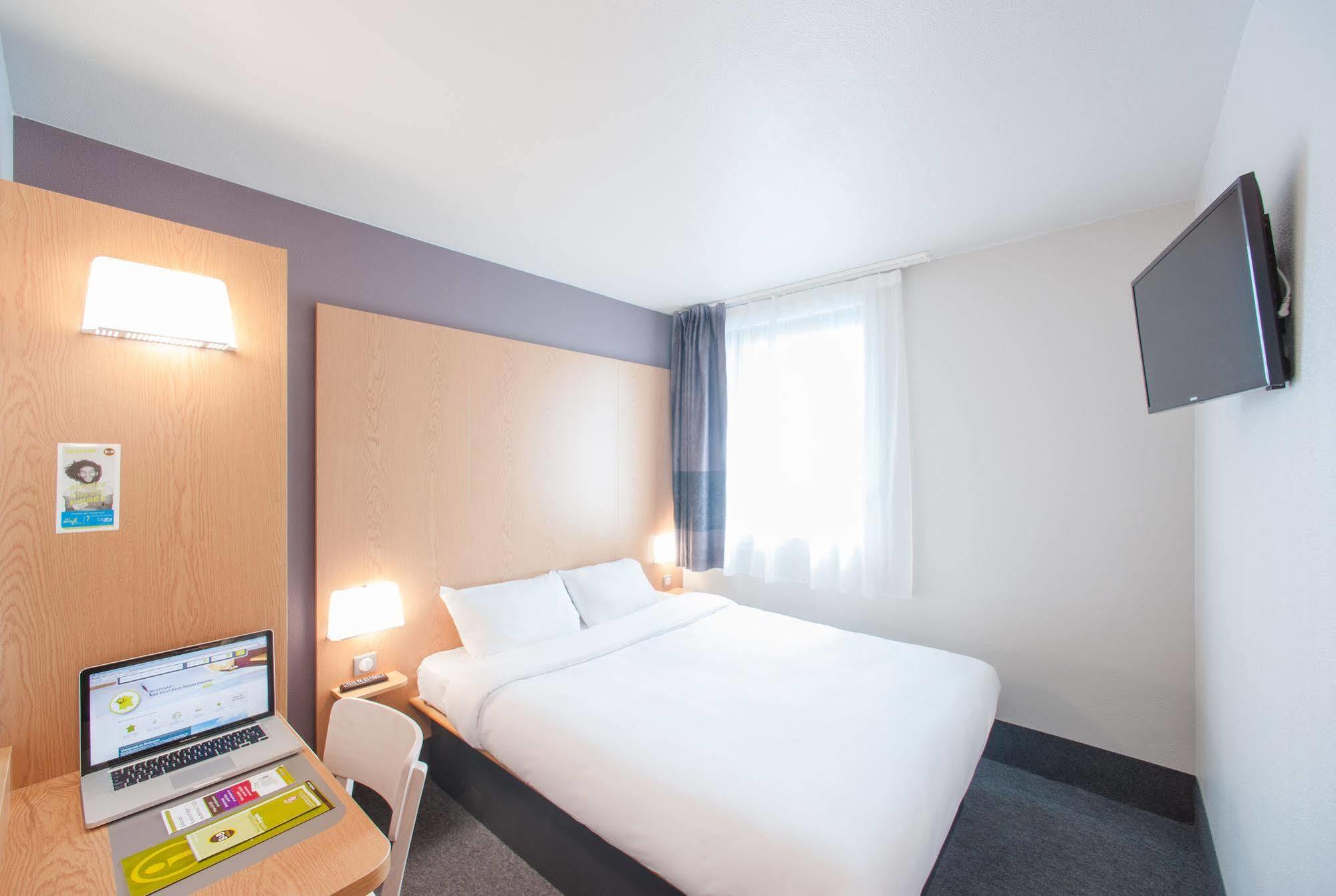 Saint-Didier-sous-Aubenas B&B Hotel Aubenas מראה חיצוני תמונה